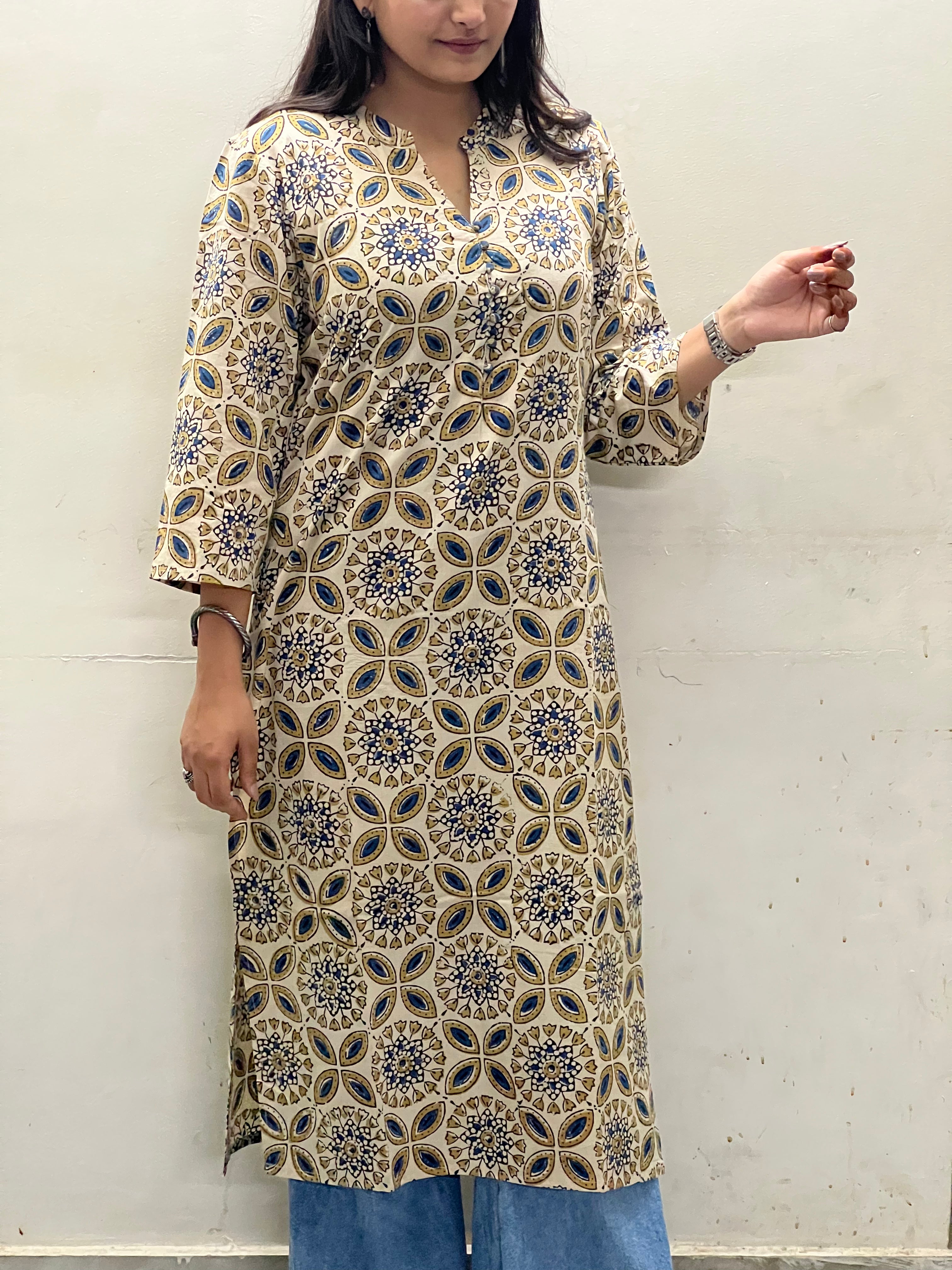 Kurtas