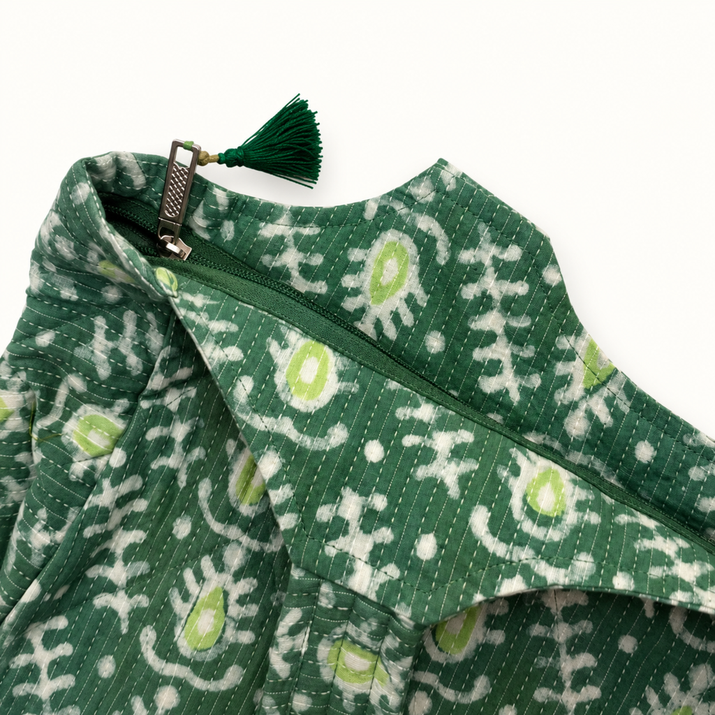 Green Handblock Boat Curve Quilted Tote