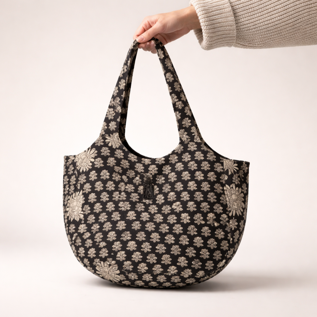Black Handblock Boat Curve Quilted Tote