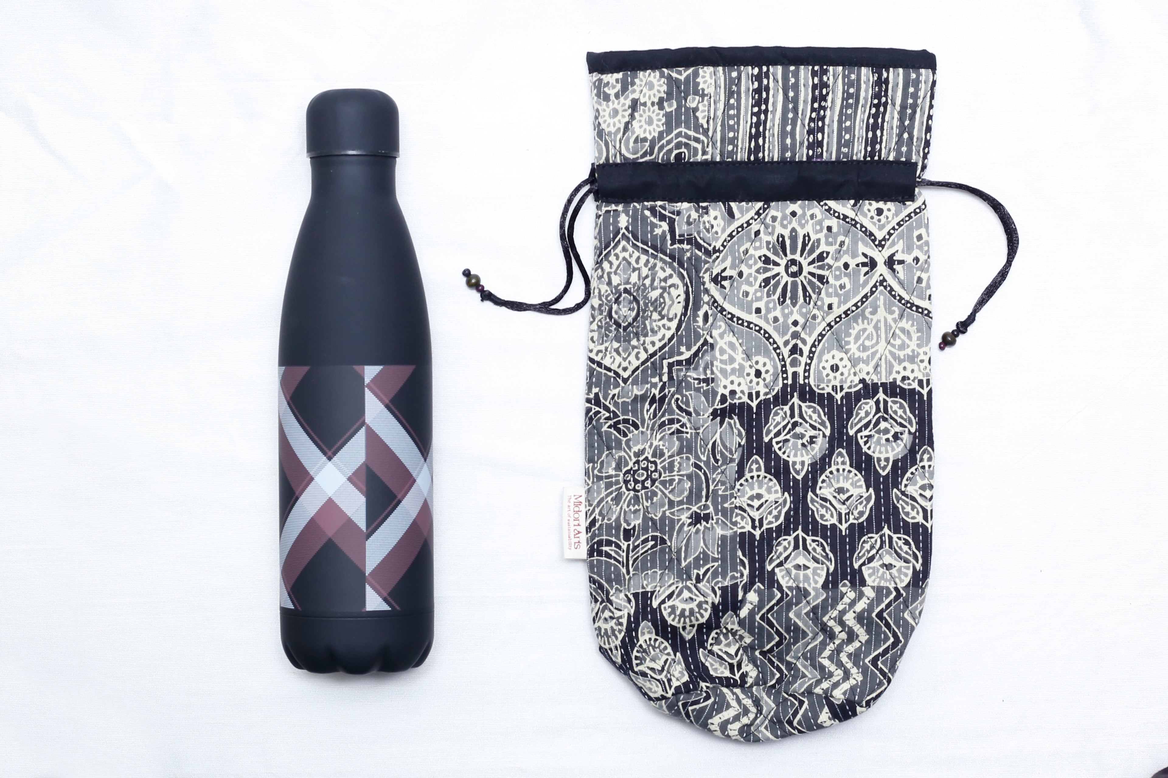 Black & White Handcrafted Block Print Quilted Bottle Cover