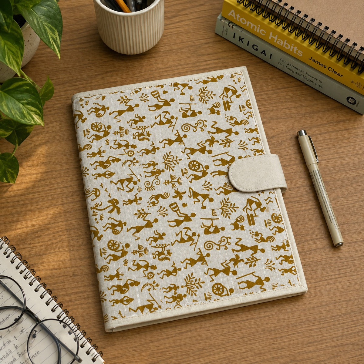 Handcrafted File Folder - Beige Worli Print